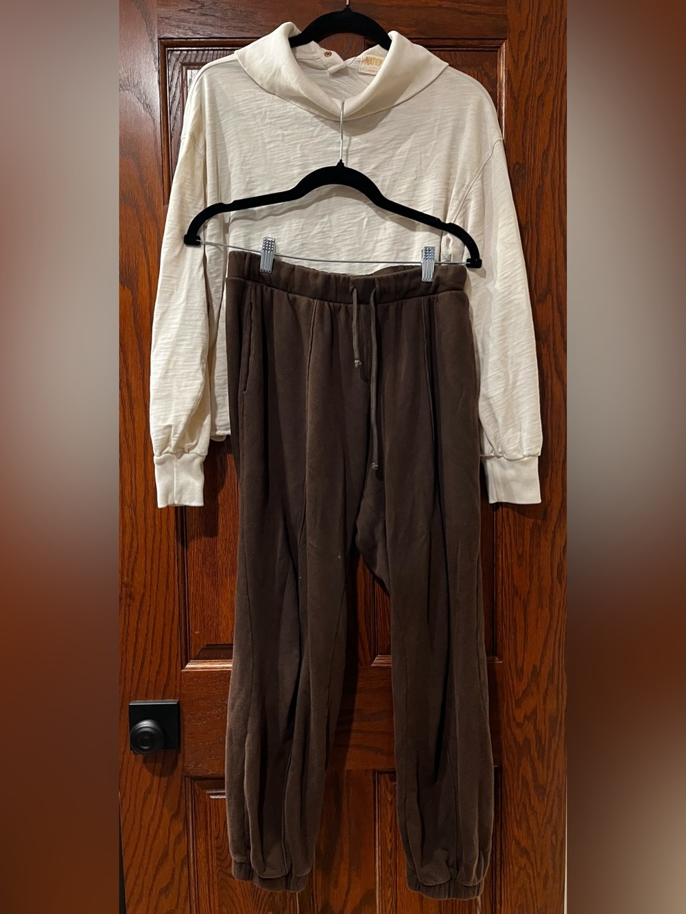 Nation LTD women’s ivory sweatshirt and brown sweatpants, both size small